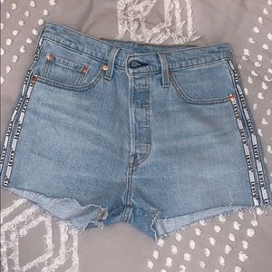 Levi Shorts